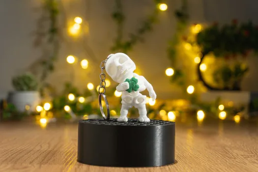 Lucky Clover Tiny Skeleton