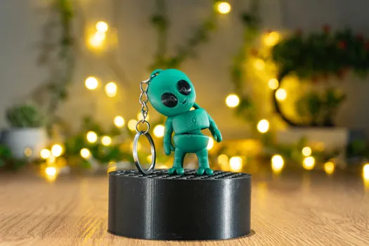 Tiny Alien